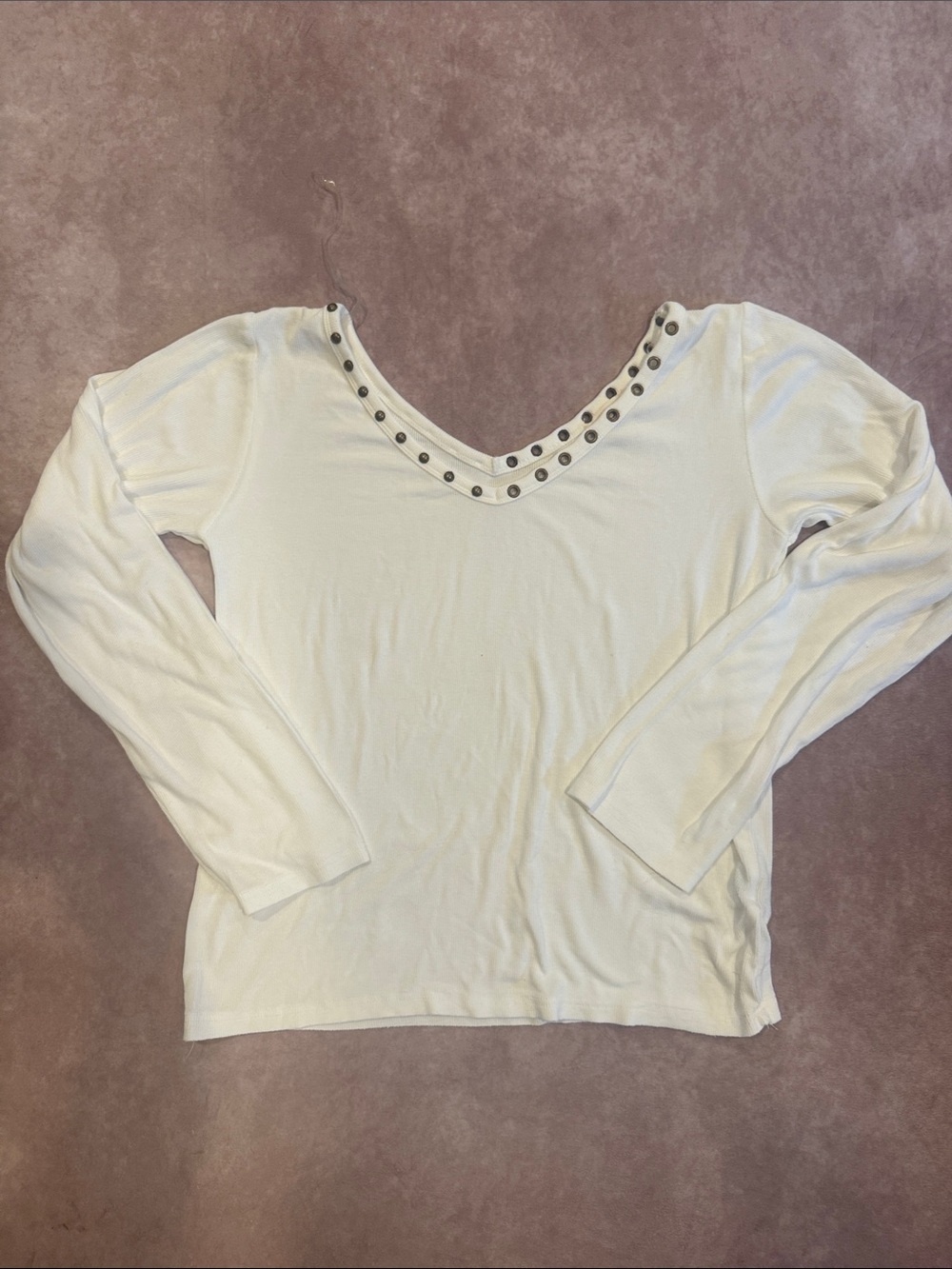 POL White V-Neck Long-Sleeve Top with Metal Eyelet Detail